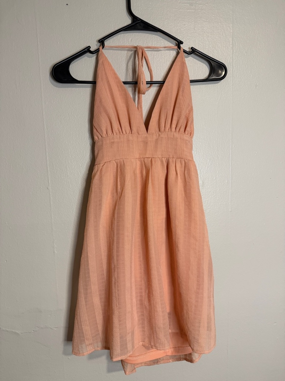 Forever 21 Peach Halter Tie-Back Dress
